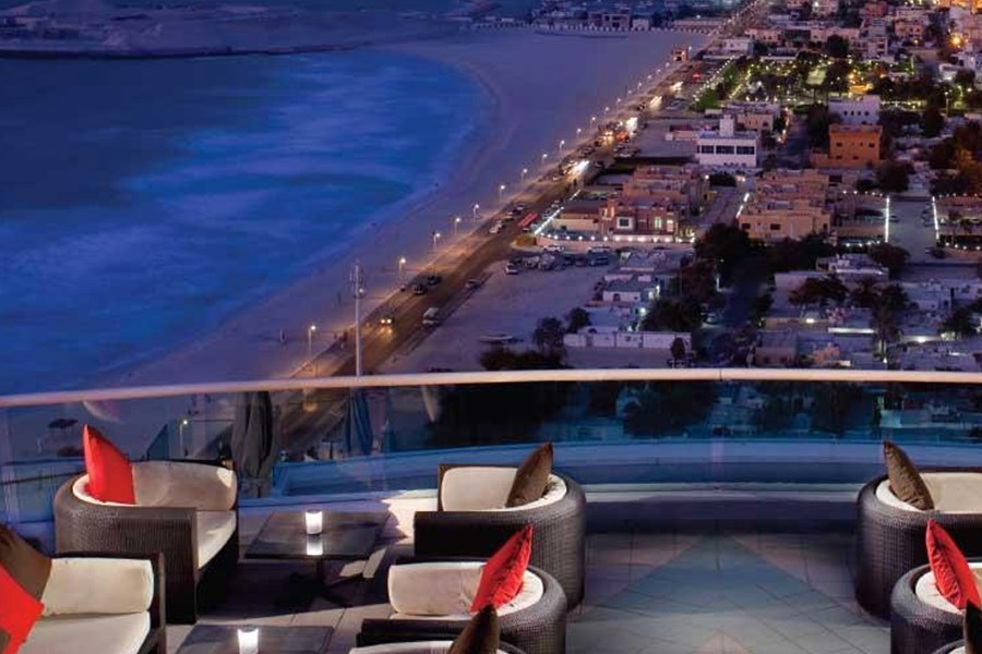 Uptown Bar, Jumeirah Beach Hotel, Dubai