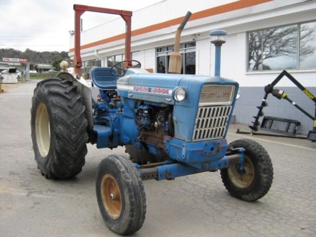 5000 Ford tractor rops #1