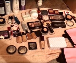 Beauty Bloggers dumpster dive for products