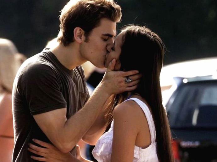 Elena reuintes with Stefan in new Vampire Diaries promo
