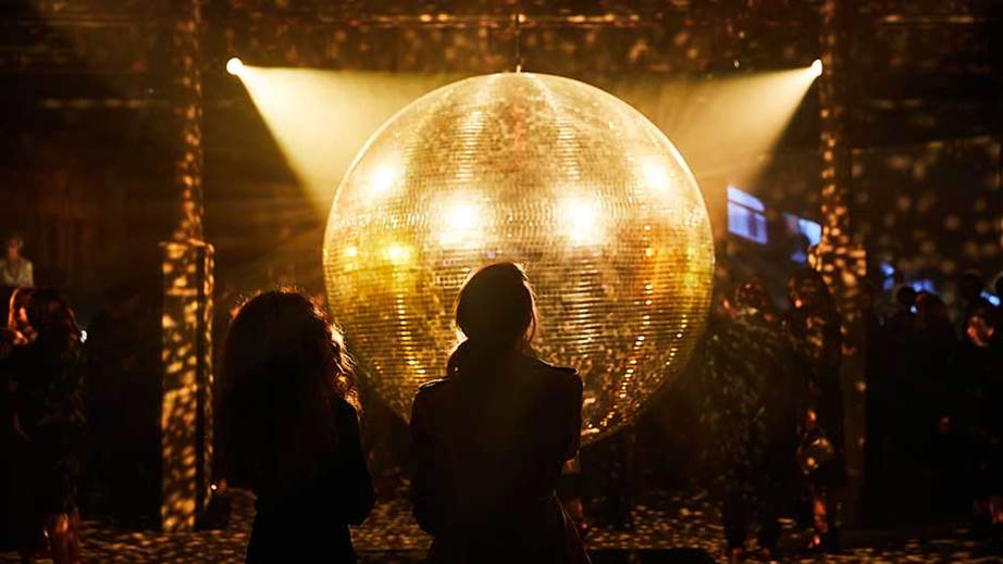 The venue was adorned with one giant disco ball for added party atmosphere.
