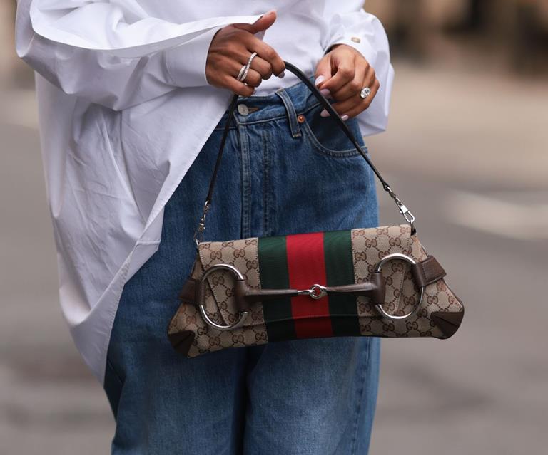 How To Style The Gucci Horsebit Chain Bag — A Y2K Icon