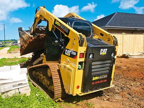 Suspended Undercarriage On Cat Compact Track Loaders Experience The Difference Youtube