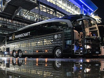 Mercedes Benz Bus Support To Germany S National Football Teams Ends