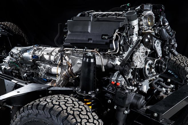 Land Rover Defender Works V8 debut 2