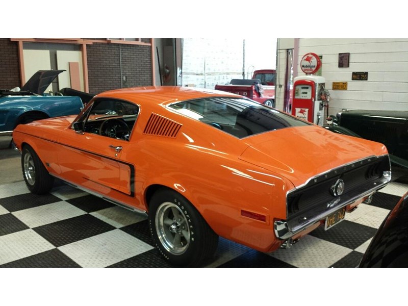 ford mustang 454638 006