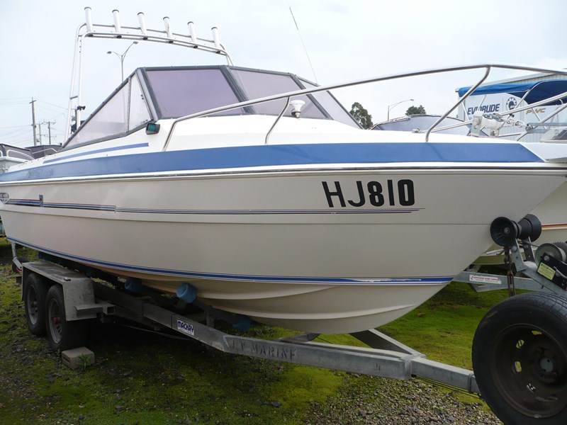 HAINES HUNTER 580 SLR for sale | Trade Boats, Australia