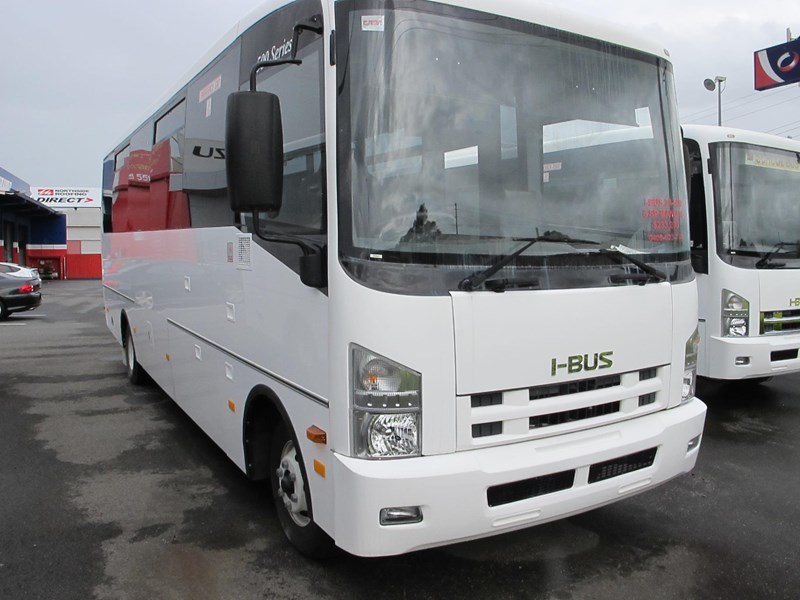 isuzu i-bus 34 seater school bus 693295 001