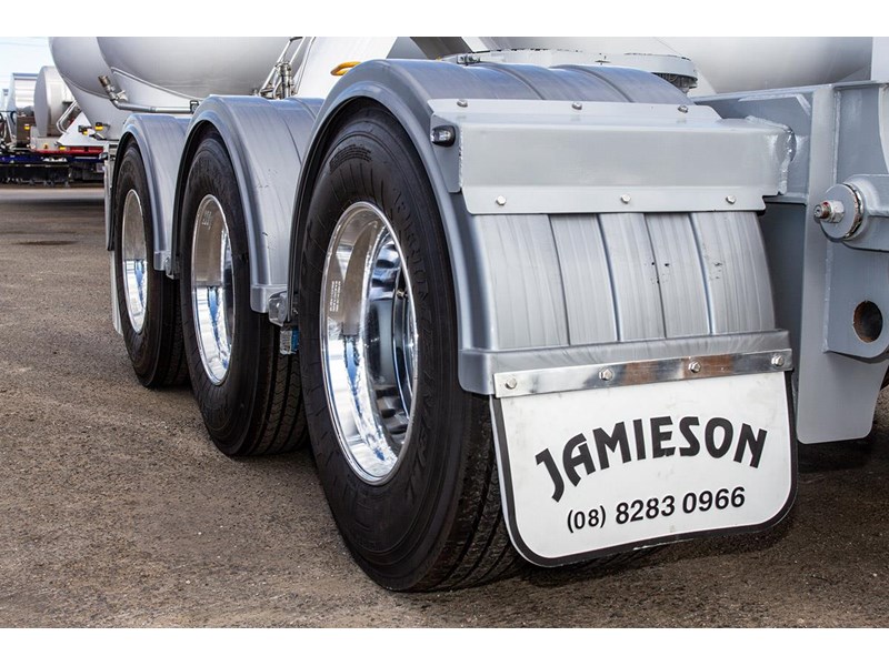 jamieson dolly - tri-axle - grey plastic mud guards 407260 014