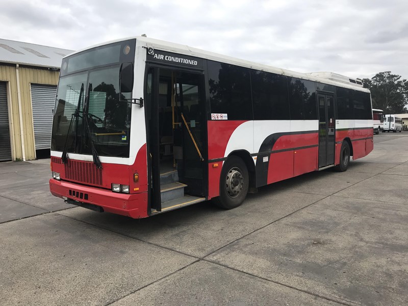 volvo b10m bus, 1992 model 725947 001