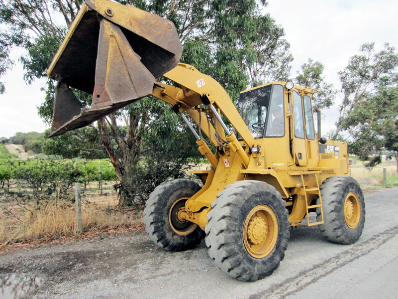 CATERPILLAR 916 ARTICULATED FRONT END LOADER for sale