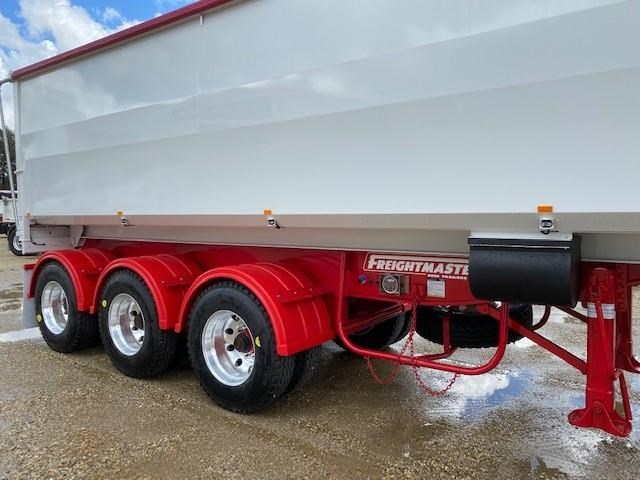 freightmaster st3 steel chassis tipper 784206 029
