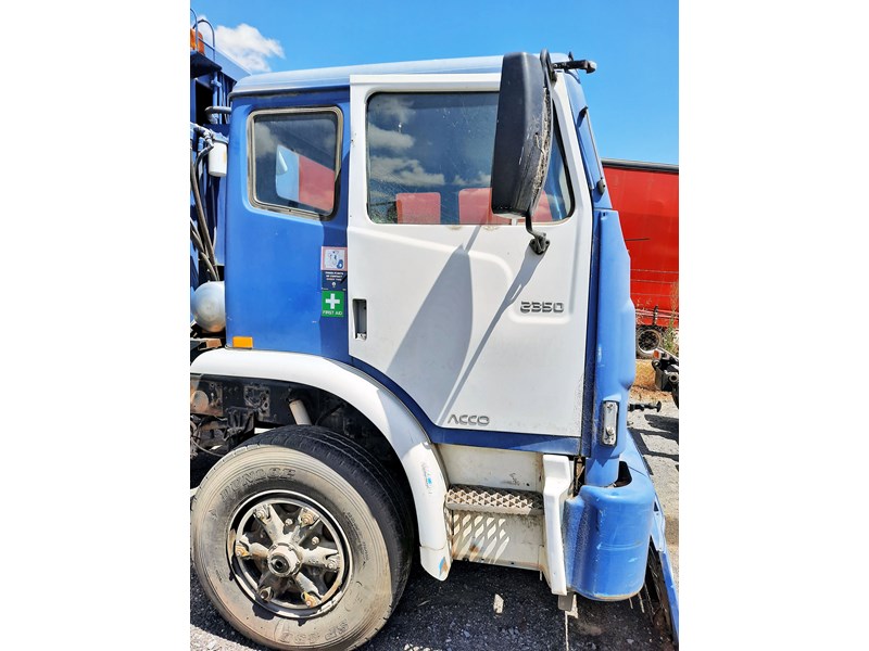 iveco 2350g 825795 002