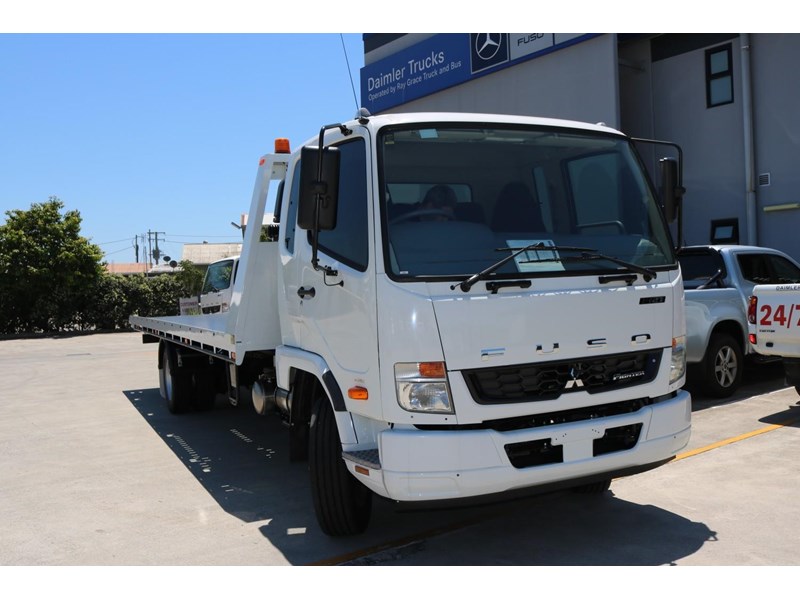 fuso fighter 838489 001