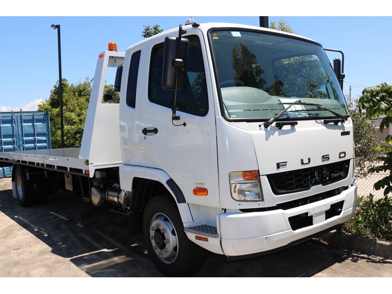 fuso fighter 838489 035