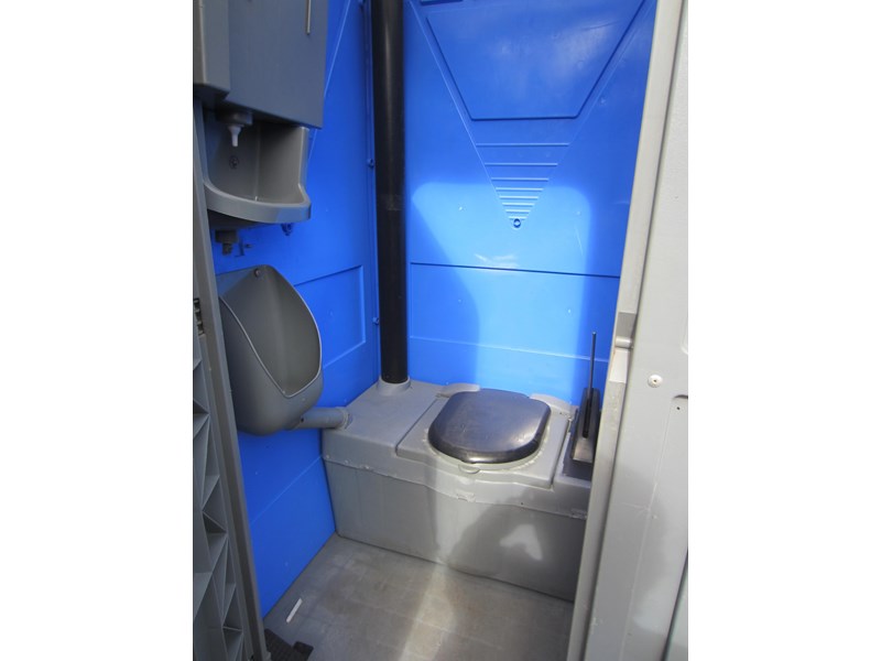 portable rest room sebach portable toilet 843053 004