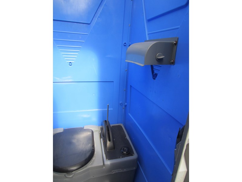 portable rest room sebach portable toilet 843053 014