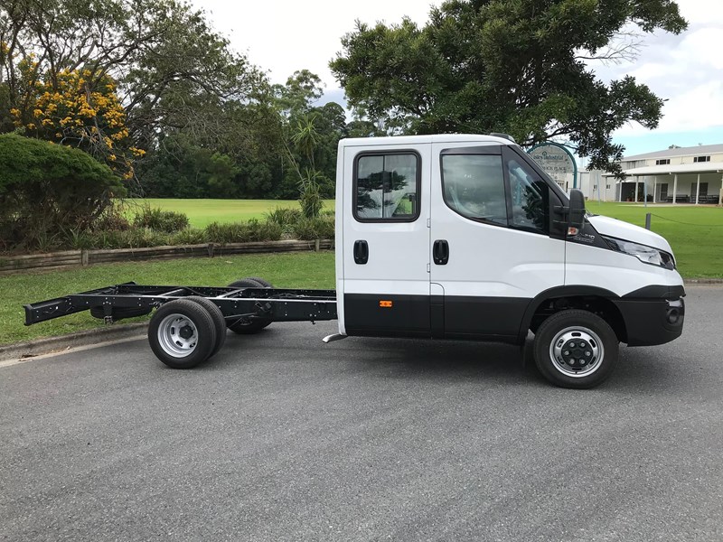 iveco daily 35s17 795409 005