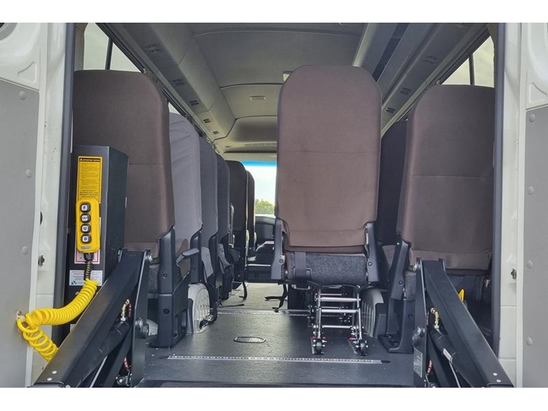 toyota 4x4 conversion of coaster bus (wheelchair) 853534 011