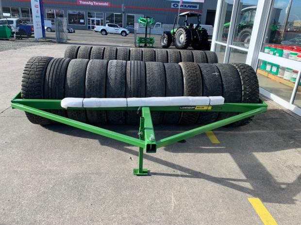 landquip 3m metre rubber tyre roller 859145 003