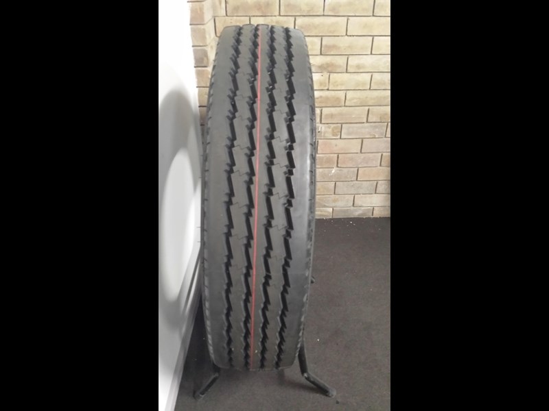truck tyres new 143901 005