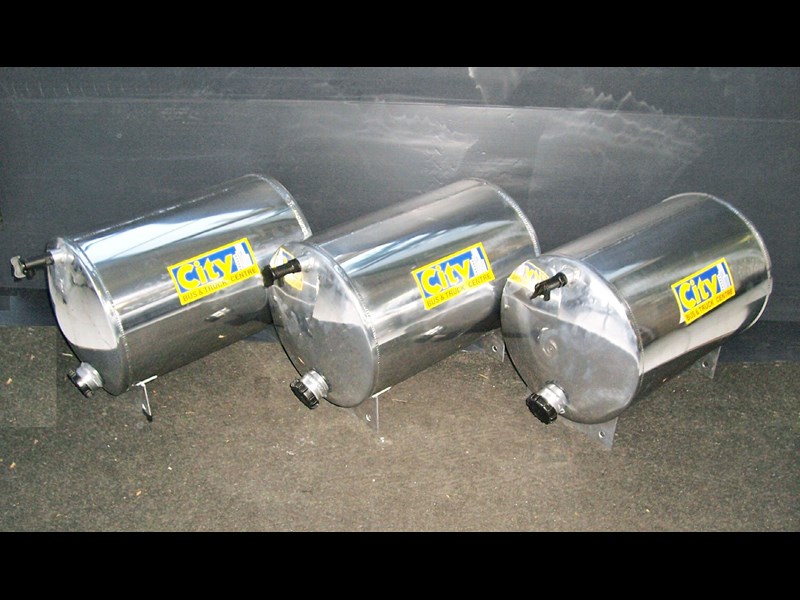 cbtc new alloy polished water tanks 13591 001