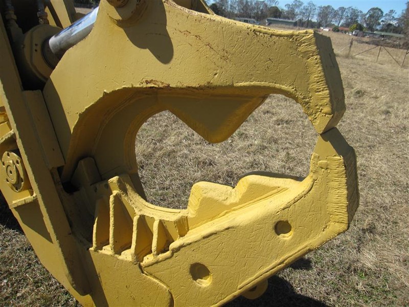 used primary crushers, 2 available 33607 005