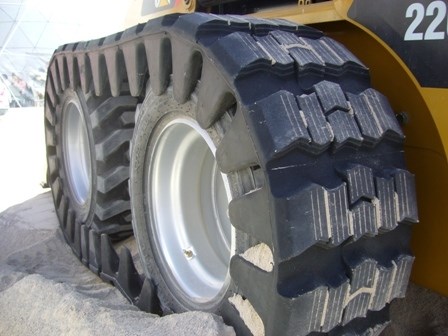 solideal over tyre tracks to suit skid steers and excavators 8915 001