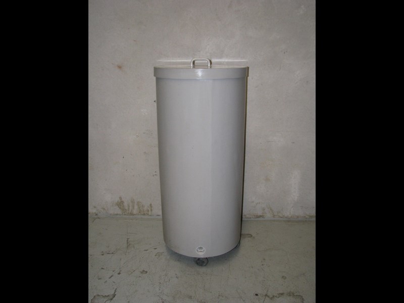 portable 160 litre laboratory tank 307261 001