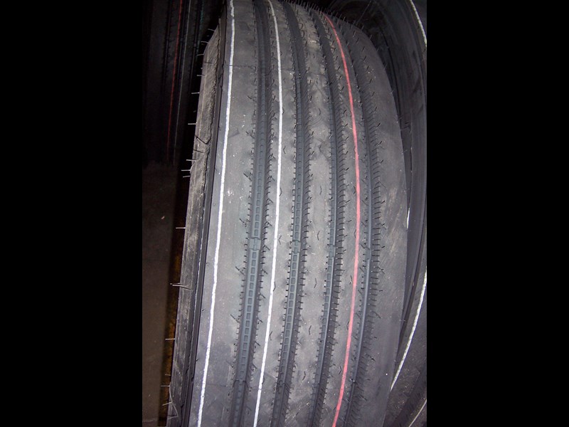 other truck tyre 11r22.5 295/80r22.5 275/70r22.5 255/70r22.5 9.5r17.5 308926 007