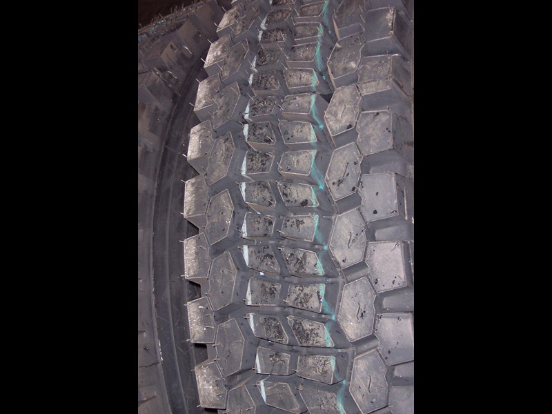 other truck tyre 11r22.5 295/80r22.5 275/70r22.5 255/70r22.5 9.5r17.5 308926 009