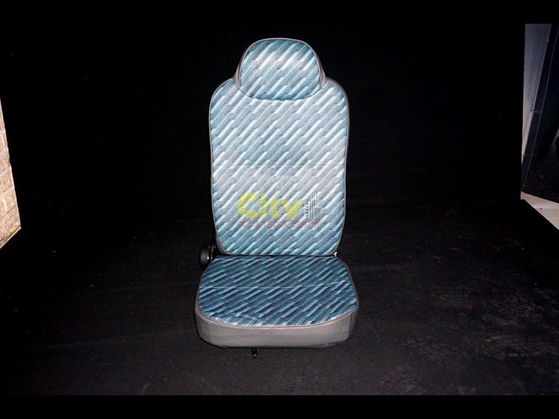 isuzu driver seat - suit all 1994 - 2008 n-series 451447 003