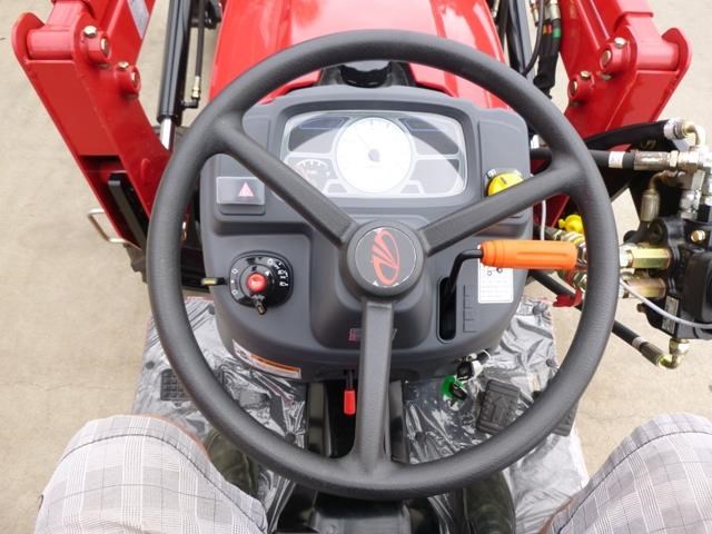 mahindra emax + loader + canopy + grill guard + 4 in 1 bucket + backhoe 591989 021