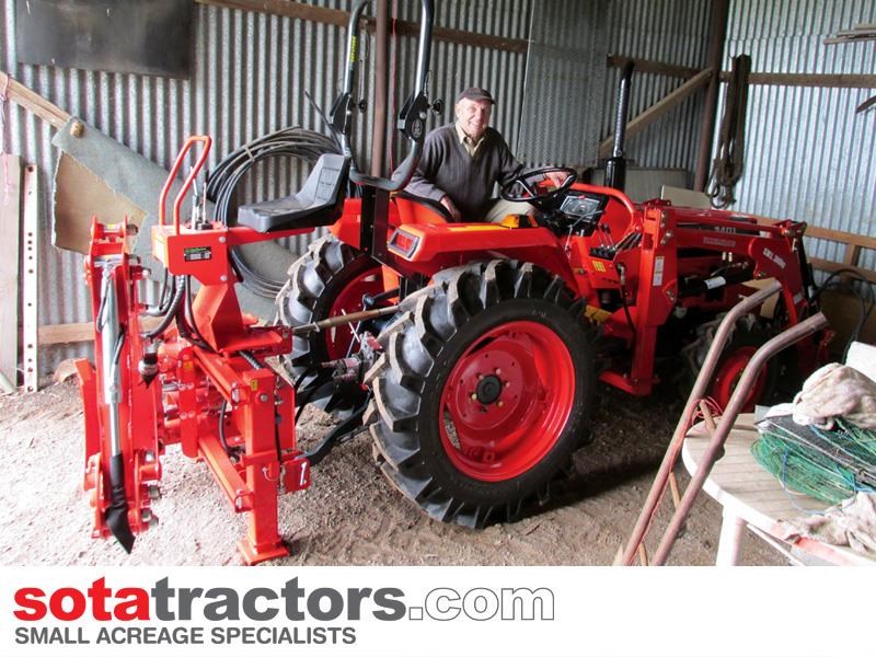 kubota l2402dt tractor + 4 in 1 loader + backhoe 646095 007