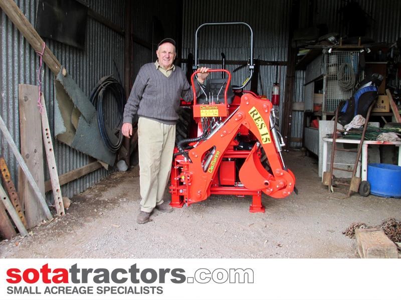 kubota l2402dt tractor + 4 in 1 loader + backhoe 646095 009