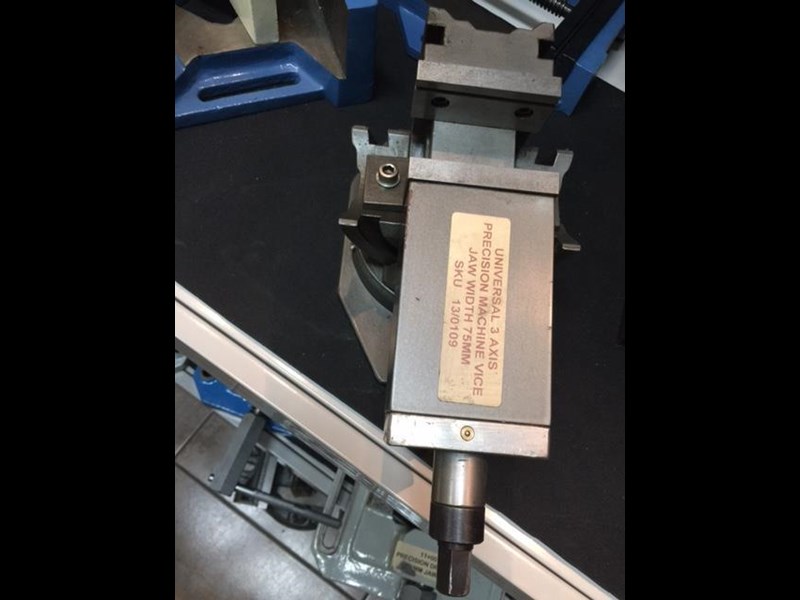 steelmaster industrial 3 axis precision machine vice - 75mm jaw width. 701630 007