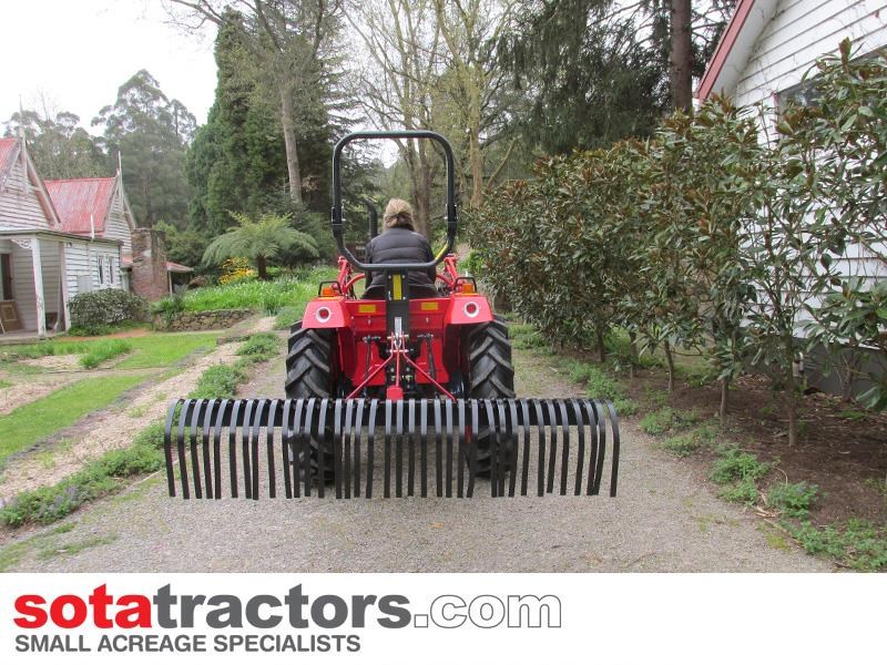 kubota l2402dt tractor with 4 in 1 fel 28hp 440071 033