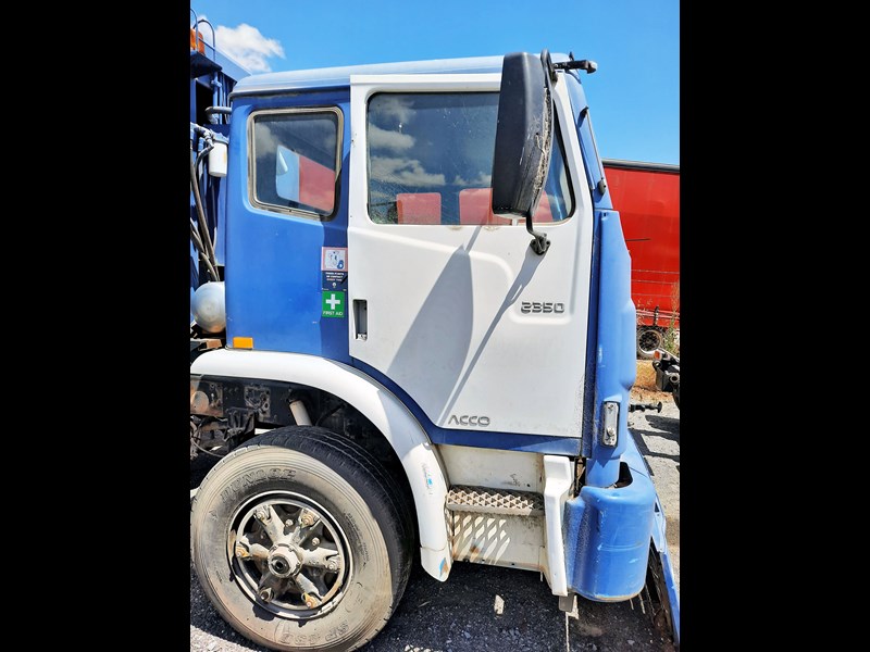 iveco 2350g 825795 003