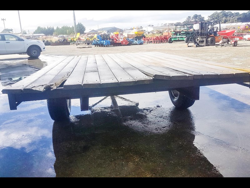agricultural single axle bale trailer 838500 007