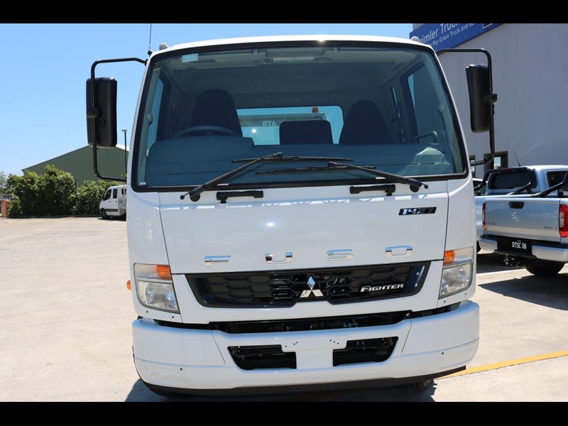 fuso fighter 838489 023