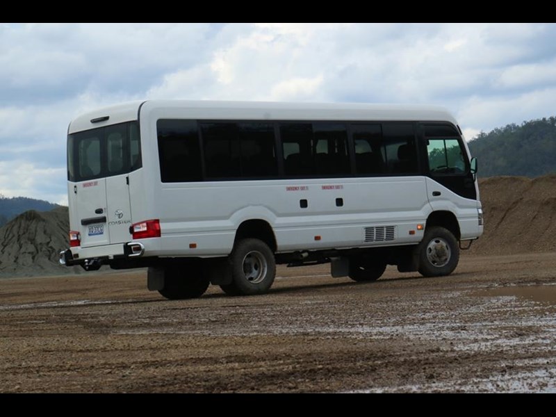 toyota 4x4 conversion of coaster bus 474352 003