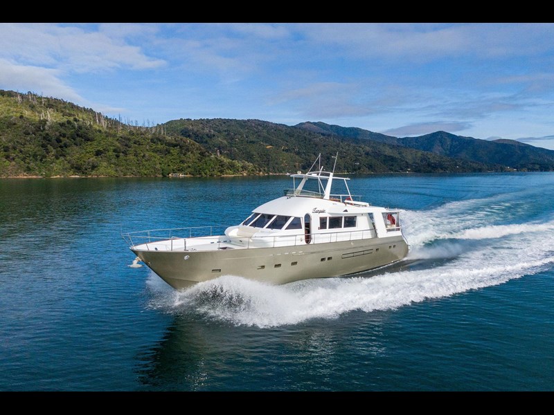 halmatic surveyed motor yacht 848260 001
