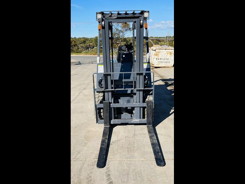 trident 2.5t electric forklift 851008 033