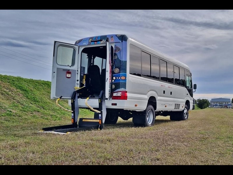 toyota 4x4 conversion of coaster bus (wheelchair) 853534 035