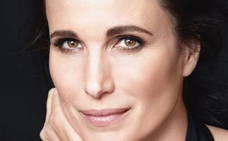 Andie Macdowell in L'Oreal Revitalift campaign 