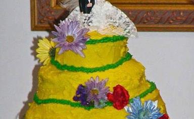 Worst wedding cake fails