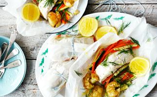 steamed fish and vegetable parcels