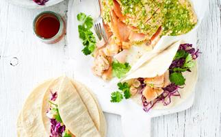 Pulled salmon tortillas with red cabbage slaw