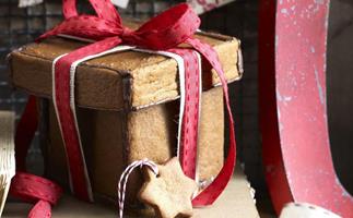 gingerbread gift box