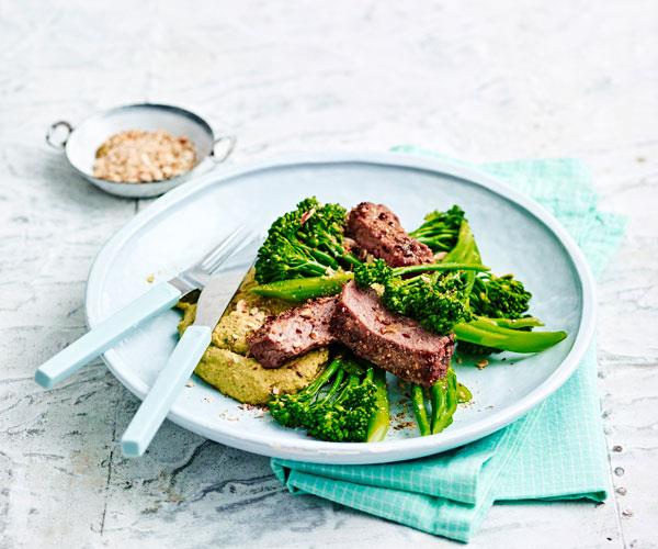 **[Cumin-spiced steak with white bean hummus](https://www.womensweeklyfood.com.au/recipes/cumin-spiced-steak-with-white-bean-hummus-31531|target="_blank")**

Jazz up your classic steak and veg with this diabetic-friendly recipe.